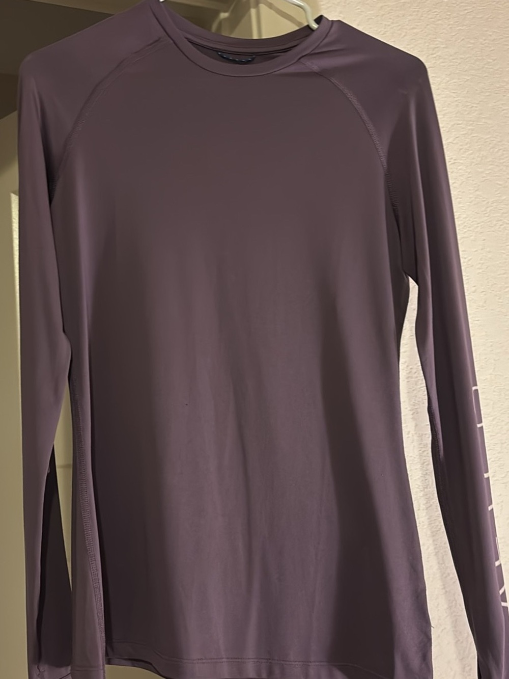 AFTCO Long Sleeve Performance Tee in Mauve